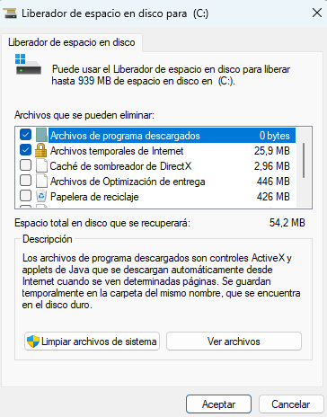 Herramienta Liberador de espacio en disco de Windows con la opción de limpiar archivos de sistema